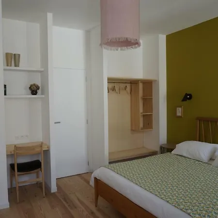 Bed & Breakfast Midi03 4*