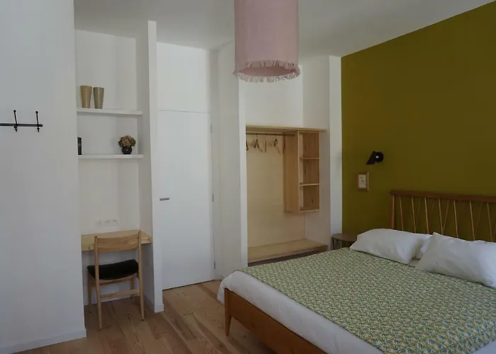 Bed & Breakfast Midi03 4*